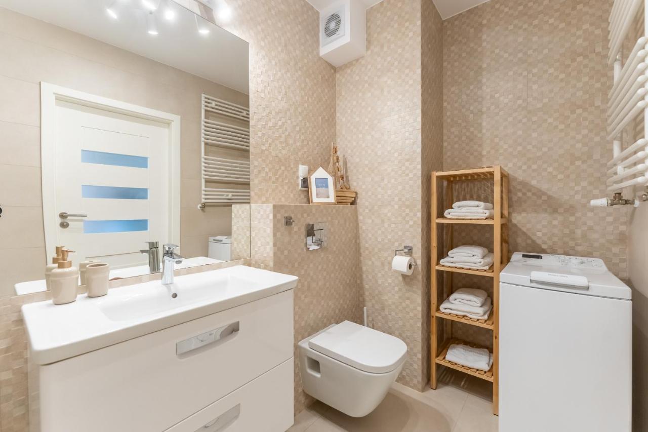 Ferienwohnung Przystan Kolo Brzegu Kolberg Exterior foto
